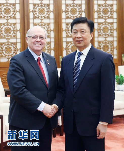 1月4日，中国国家副主席李源潮在北京人民大会堂会见加拿大参议长富里。新华社记者 姚大伟 摄