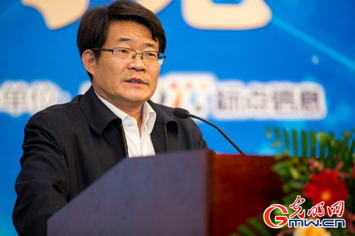 周福成谈药店重视和发挥执业药师药学服务作用