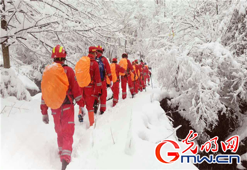 寒冷突至 浙江省红十字会人道救援在行动（2）