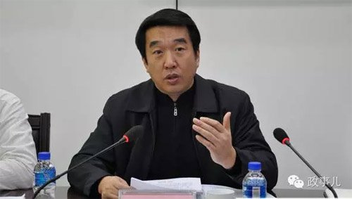 梧州当地官员向&ldquo;政事儿&rdquo;(微信ID：gcxxjgzh)反映，刘志勇主政梧州5年间，拆除了梧州高中、梧州一中、梧州二中、梧州市职业中学、梧州市第十四中学、梧州市会计中专学校等多所学校。