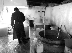 小作坊里的工人