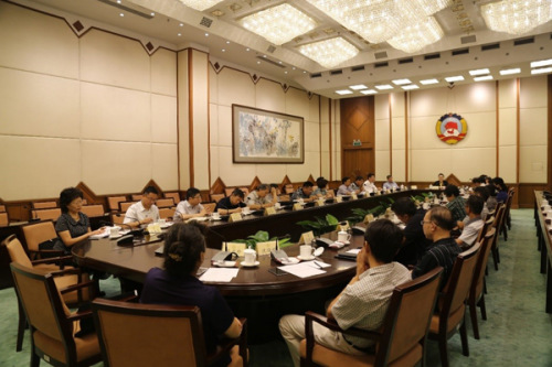 走进驻全国政协机关纪检组:来了就要亮明身份