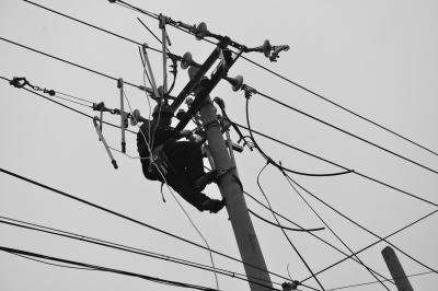 北京东西城区终结烧煤取暖 二氧化硫创新低