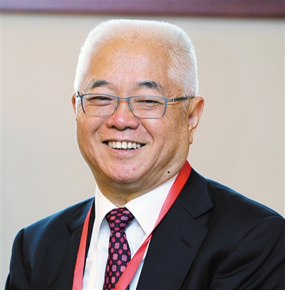 全国政协委员、建设银行原监事长 谢渡扬