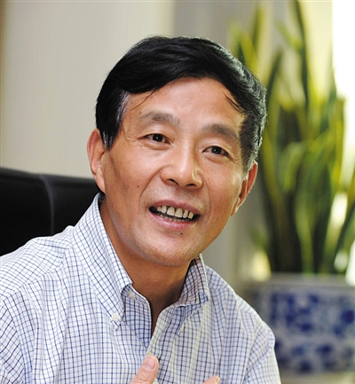 全国政协委员、中央财经大学校长 王广谦