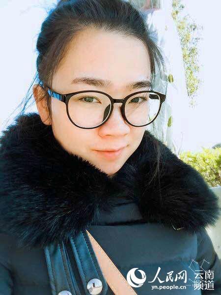 未遭泼硫酸前的李汶蔚。(李佳佳 供图)