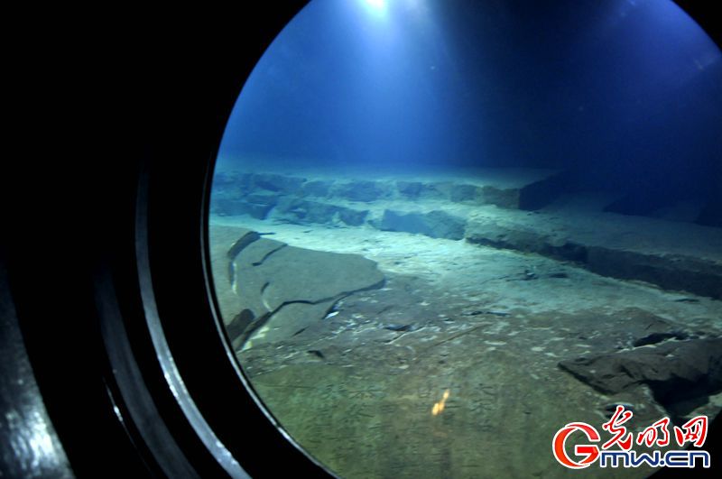 【高清组图】水下实拍&ldquo;世界第一古代水文站&rdquo;