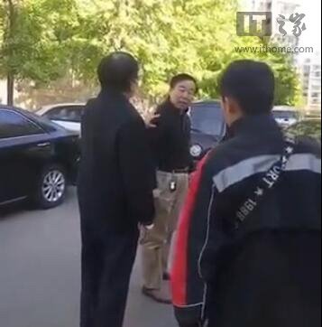 顺丰小哥被打事件续:打人者已被拘留