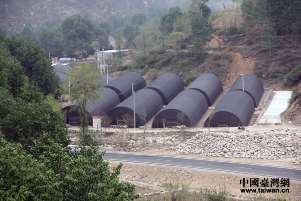顾家台村香菇种植大棚。