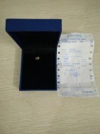 四川游客组团游港拒购物被关珠宝店 疑遭打头威胁