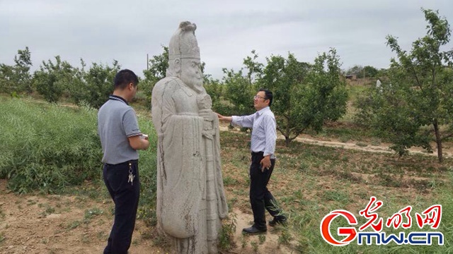 唐陵石像&ldquo;被洗&rdquo;？ 陕西文物局辟谣：是假新闻