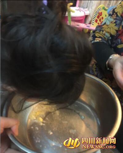 四川家长带孩子农场春游 食自制酸奶后中毒(图)