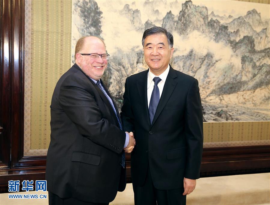 （XHDW）汪洋会见美国彼得森国际经济研究所所长亚当&middot;波森