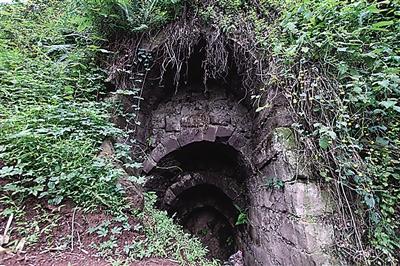 男子21年前为救人不幸遇难 至今仍被说多管闲事