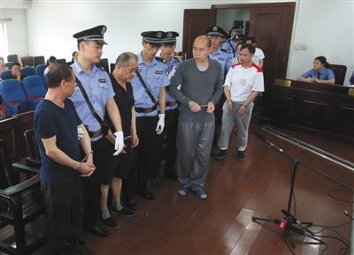 保洁员承包医院诊室 雇来&ldquo;医托&rdquo;忽悠患者诈骗