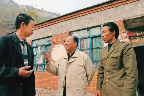 王杰平在家乡下泉水电站