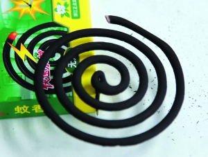 第三组:拆分,放蚊香架上点,烧得最快