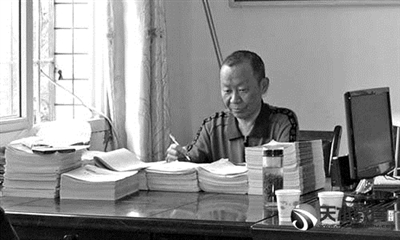 聂政:选择教师就选择了爱