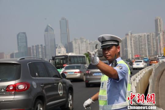 江西现罕见高温局地突破40℃7月下旬气温系58年来第2高位