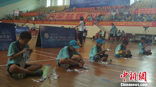 第十八届全国青少年航模“飞北赛”总决赛海口开赛