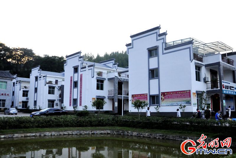 【网络媒体走转改】&ldquo;红军村&rdquo;烈士后代讲述家乡巨变