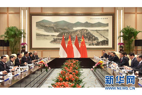 9月2日，國家主席習近平在杭州會見前來出席二十國集團領導人杭州峰會的印度尼西亞總統佐科。 新華社記者張鐸攝