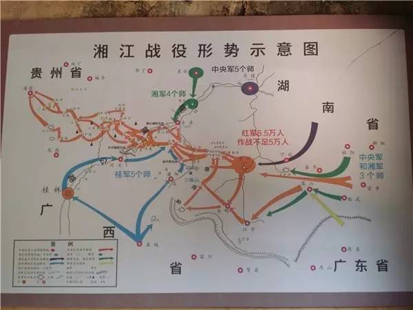 国庆去哪儿？走过这条路的广西人，恐怕你会哭！