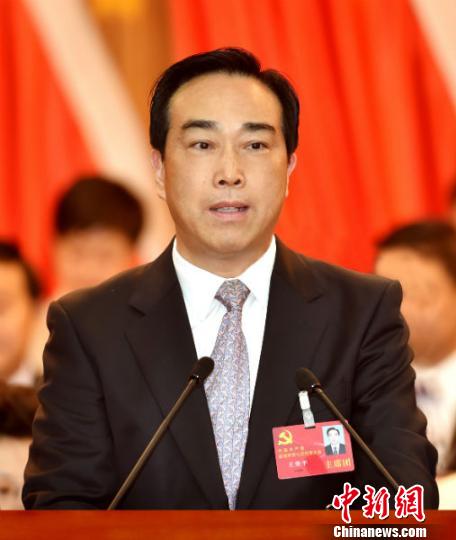 王荣平当选中共盐城市委书记以千年范公堤勉励官员