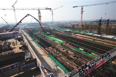 北京首都机场饱和 将向天津石家庄机场疏解航班