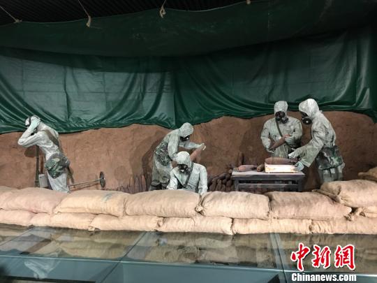 70多件日本遗弃在华化学武器证物南京展陈