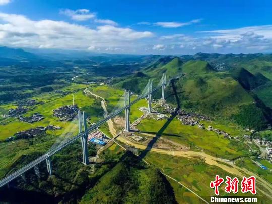 湖南郴州赤石特大桥建成通车创七项世界第一