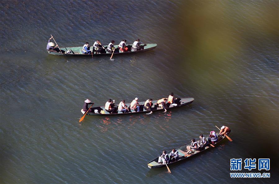 （晚报）（2）冬访云南丘北仙人洞村