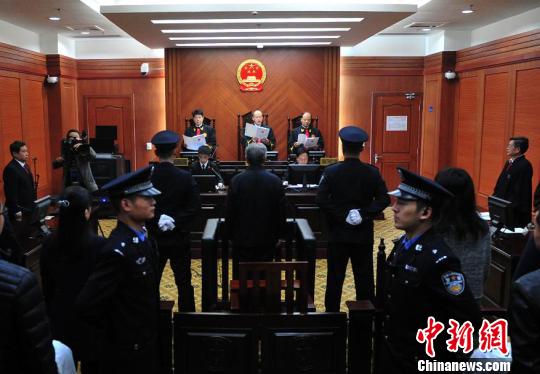 甘肃省人大常委会原副主任陆武成一审获刑12年半