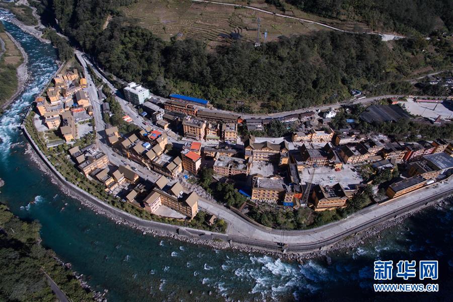 （新华视点&middot;图片版）（1）脱贫进行时&mdash;&mdash;图说云南独龙族群众的生活变迁