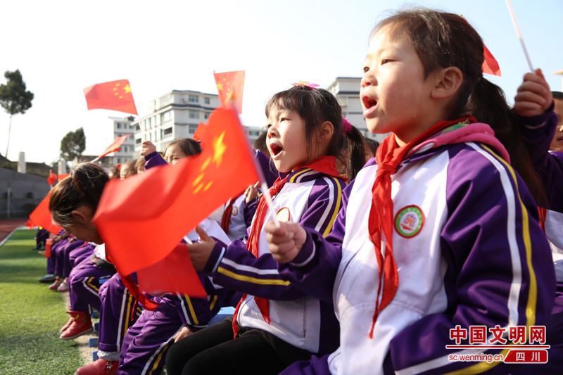 行程1700多公里 四川省第十九届文化列车 同心