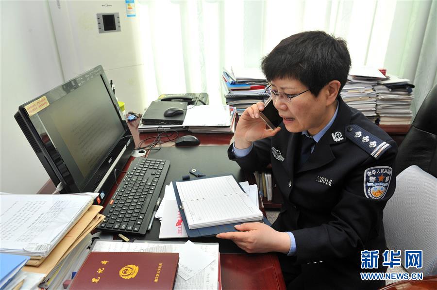 （两会&middot;代表委员履职记）（2）张仙蕊代表：&ldquo;警界玫瑰&rdquo;传递来自基层的声音