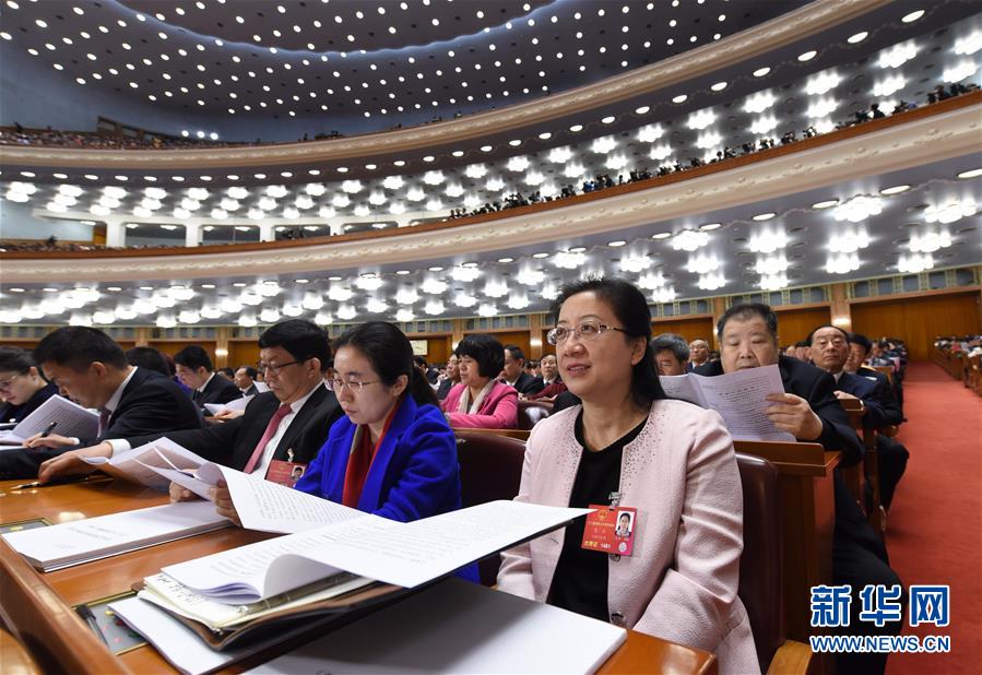 （兩會&middot;人大開幕）（32）十二屆全國人大四次會議在京開幕