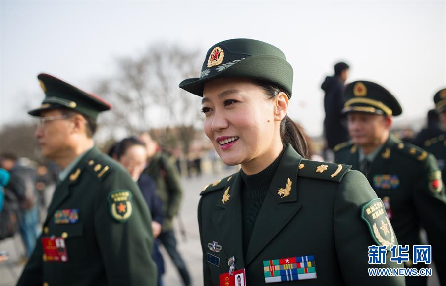 （兩會&middot;萬花筒）（9）兩會巾幗錄