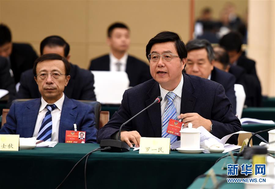 （两会&middot;快语录）罗一民委员：社会与学校互动，保障少年儿童身心健康发展