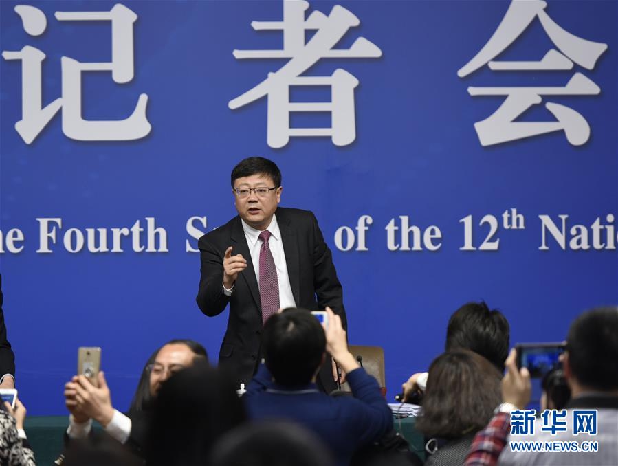 （两会）（10）环保部长陈吉宁答记者问