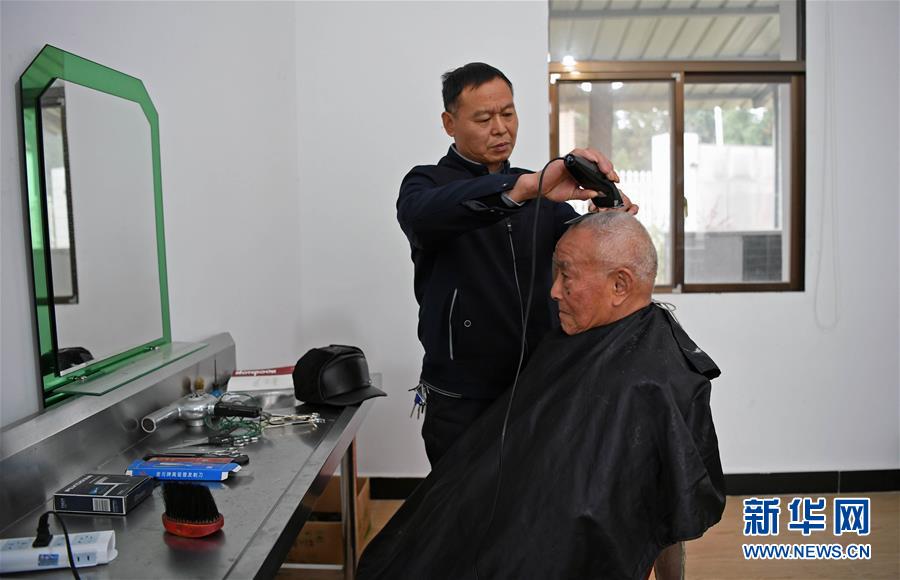 （图片故事）（6）&ldquo;我勇敢了一次，我的丈夫却勇敢了一辈子！&rdquo;&mdash;&mdash;28载濡沫相惜的&ldquo;中国好人&rdquo;夫妇