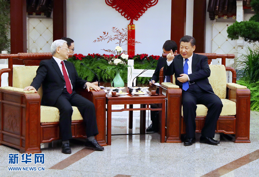 1月12日，中共中央总书记、国家主席习近平在北京人民大会堂同越共中央总书记阮富仲举行会谈。这是会谈后，两党总书记进行茶叙。 新华社记者鞠鹏 摄