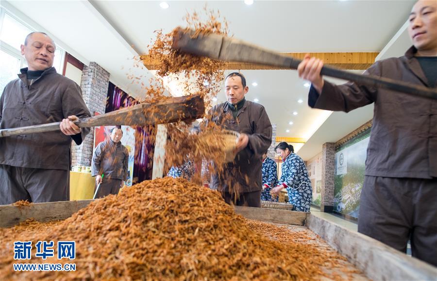 （图片故事）（10）一碟榨菜品匠心