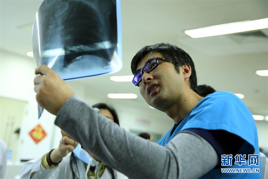 （圖片故事）（7）《我是大醫生》嘉賓主持王成鋼：我還不是&ldquo;大醫生&rdquo;