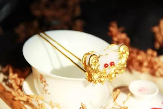 趣读诗词｜谁是诗词中脸皮最厚和眼神最差的人？