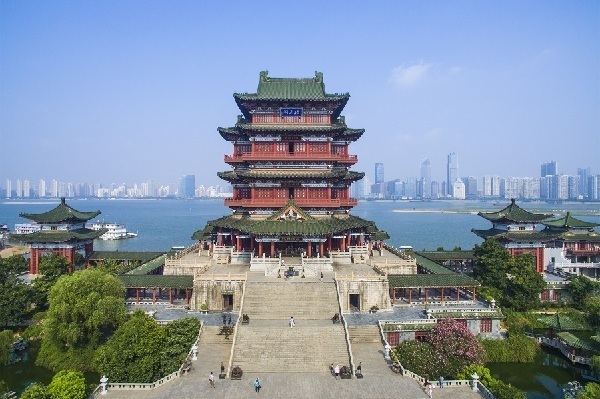 南昌市长郭安:强攻产业 决战工业 担当江西发展