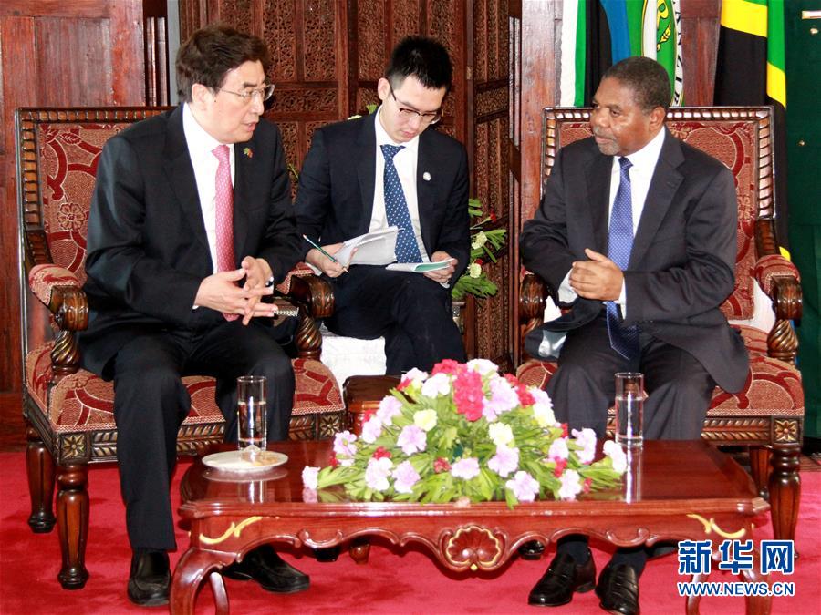 （XHDW）郭金龙会见坦桑尼亚桑给巴尔总统谢因
