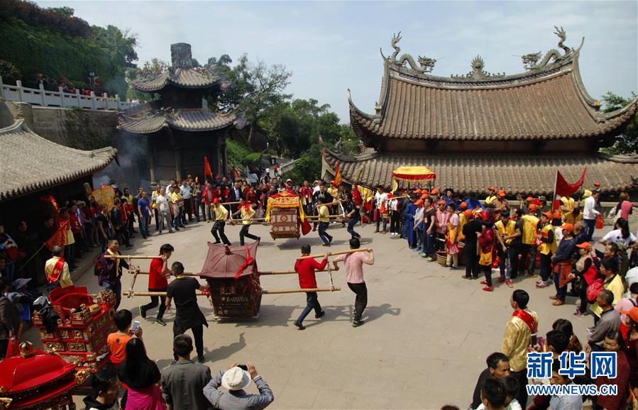 （社会）（3）福建湄洲岛：天下妈祖回&ldquo;娘家&rdquo;