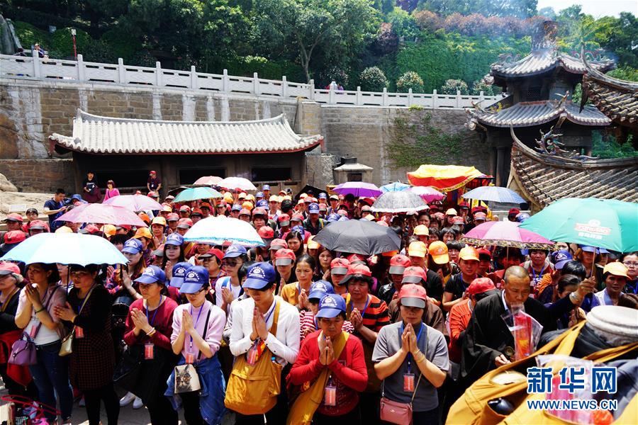 （社会）（5）福建湄洲岛：天下妈祖回&ldquo;娘家&rdquo;