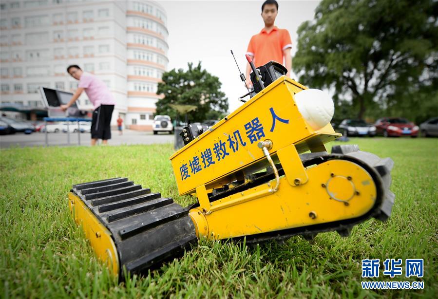 (新华全媒头条·水下机器人·图文互动)(3)海阔天空追梦人——中科院沈阳自动化研究所科研团队创新实录